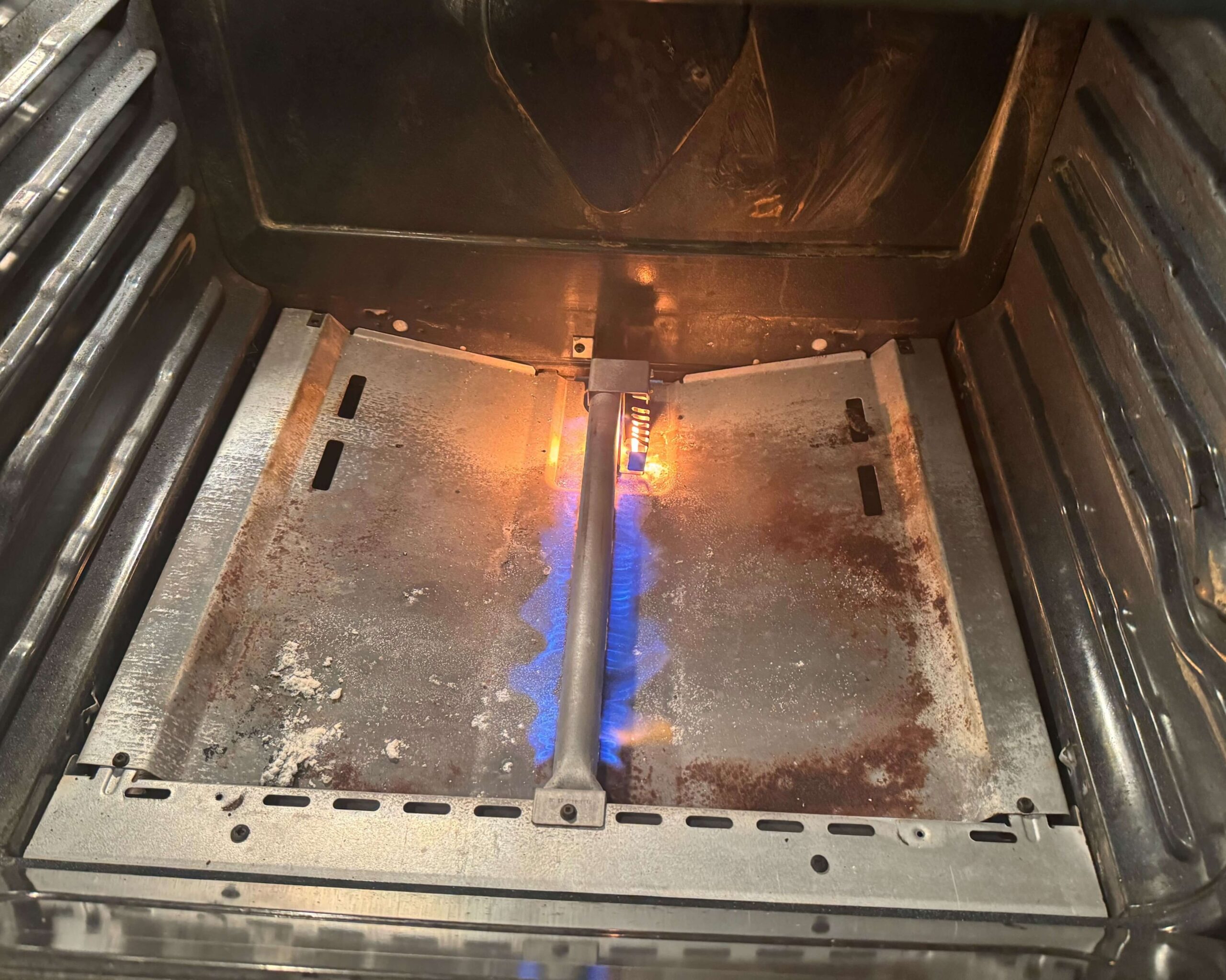 Gas oven burner flame